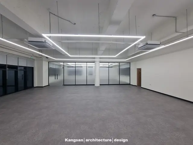 심플한 인테리어 70평대 사무실의 새로운 풍경 울산 인테리어 시공 현장 사진 68