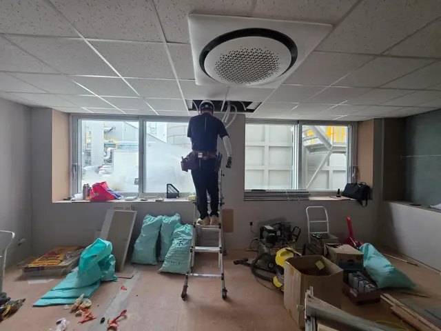 울산 사무실 인테리어 30평형 시공 사례 : 모던하고 세련된 화이트 오피스의 변신 울산 인테리어 시공 현장 사진 47